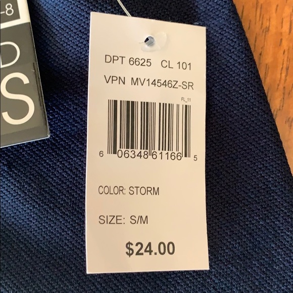 🇺🇸 3/$13 Must Bundle 3 🇺🇸 items for discount. - Picture 8 of 8